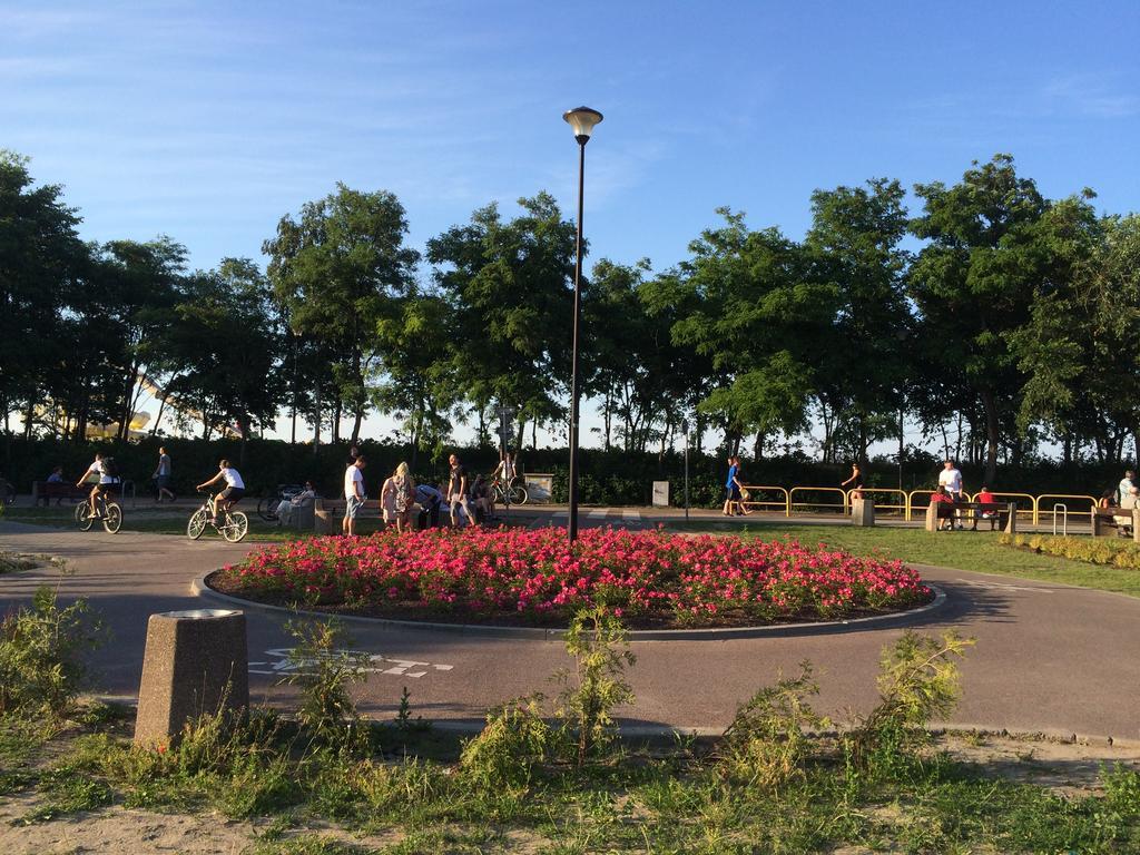 Nowoczesny Apartament Chrobrego Lägenhet Gdańsk Exteriör bild